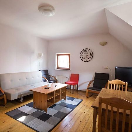 Spacious 2-Bedroom Apartment Zabjak With Ac Tour As Любляна Екстериор снимка