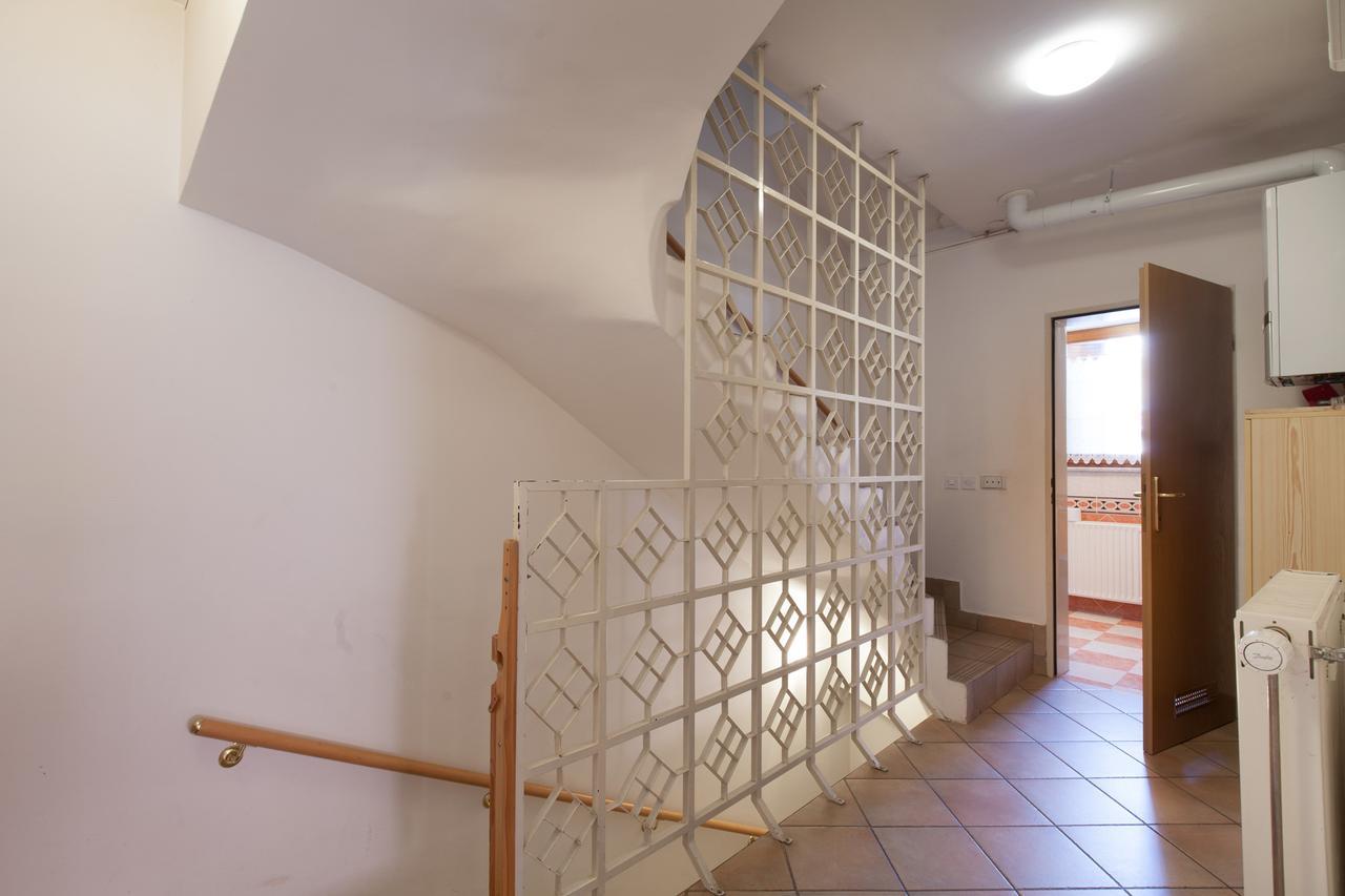 Spacious 2-Bedroom Apartment Zabjak With Ac Tour As Любляна Екстериор снимка